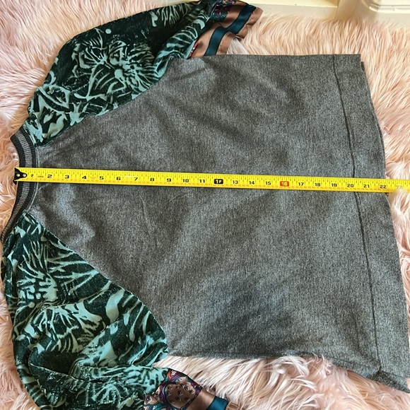 Anthropology Top - Picture 10 of 10